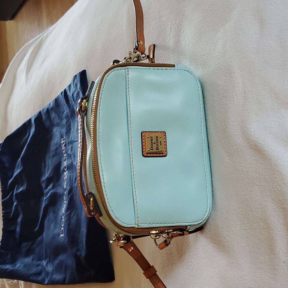 Dooney & Bourke Wexford Smooth Leather Ambler Crossbody